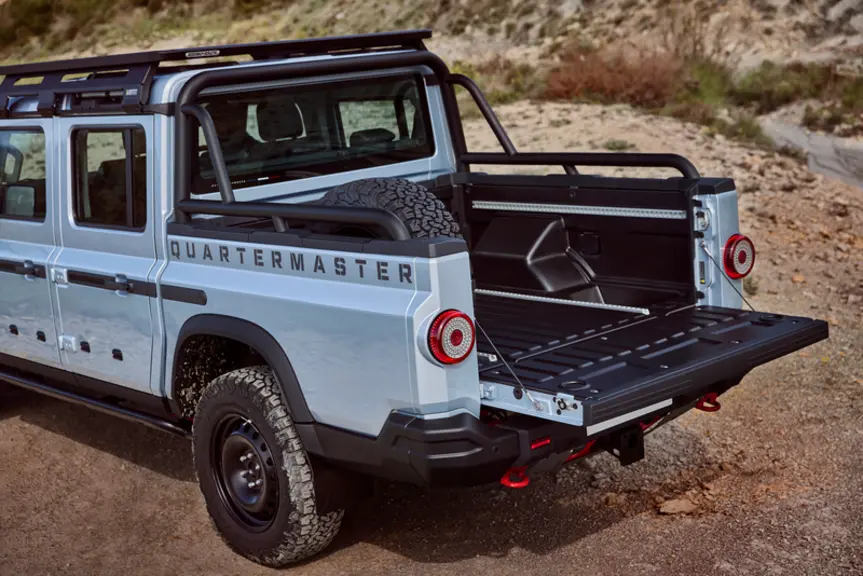 Le pick-up Grenadier Quartermaster d'Ineos Automotive dispose d'une caisse arrière mesurant 1 564 mm de long et 1 619 mm de large.