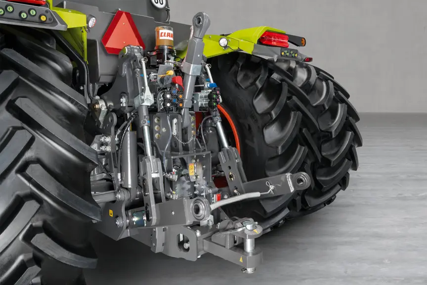Relevage tracteur Claas Xerion 12