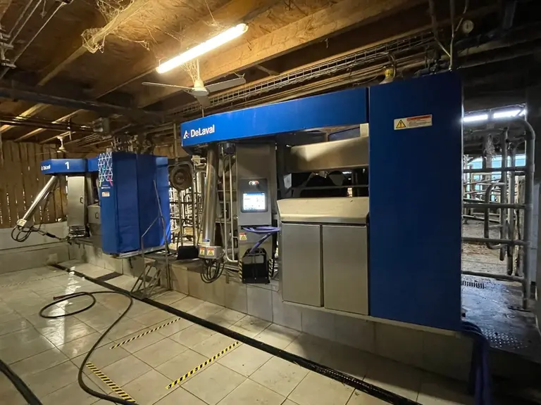 Les robots de traite VMS V300 et V310 de DeLaval sont conçus pour être associés aux VMS Classic.