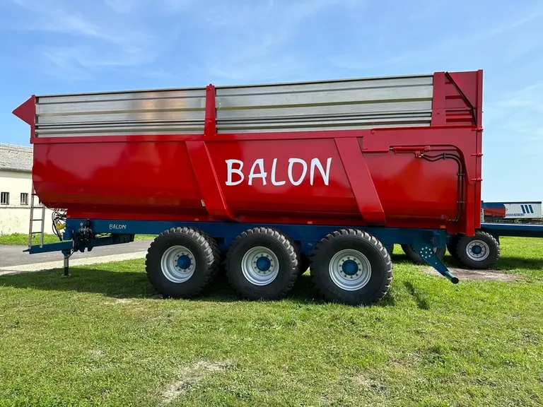 La nouvelle gamme de bennes Balon comprendra à termes des modèles de 16, 18 , 21 et 24 t de charge utile.