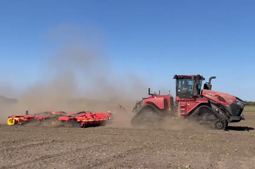 Tracteur articulé à chenilles Case IH Quadtrac 715