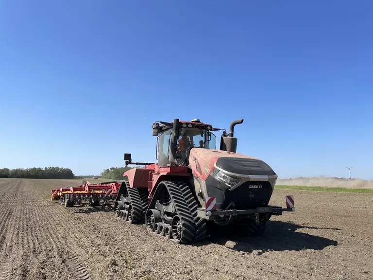 Tracteur articulé à chenilles Case IH Quadtrac 715