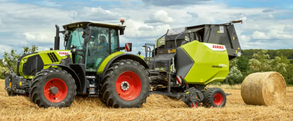 Commercialisée pour la campagne 2023, la gamme de presses à balles rondes à chambre variable Variant 500 comprend six machines.