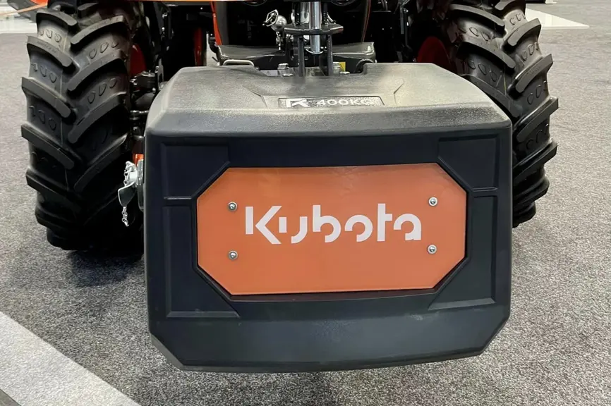 La nouvelle masse RT de Pateer s'appuie sur une coque en polyéthylène rotomoulée remplie de béton.
