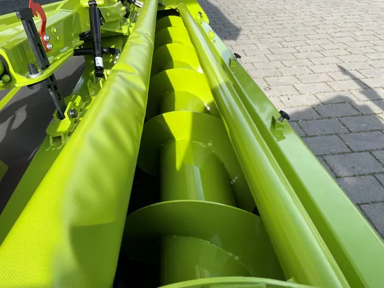 Groupeur à vis de la faucheuse Claas Disco 9300 DS