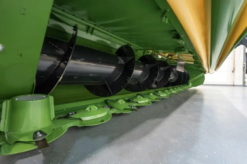 Lamiers de la coupe directe Krone Xdisc 710