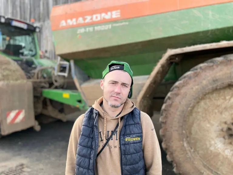 <em class="placeholder">Portrait de Antoine Thomas, salarié de l'entreprise Agro Team.</em>