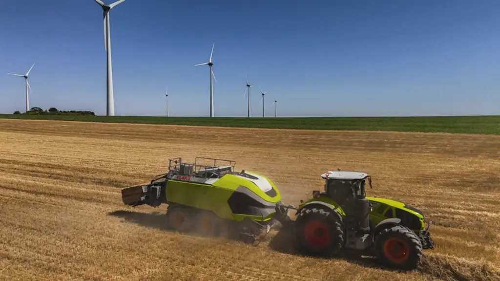 <em class="placeholder">Nouvelle presse haute densité Claas avec deux volants d'inertie</em>
