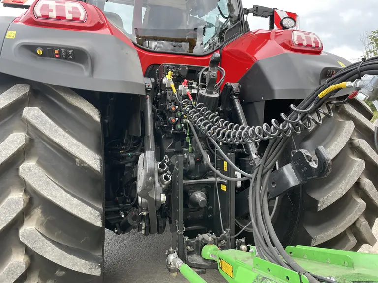 Relevage arrière des nouveaux tracteurs Case IH Optum 