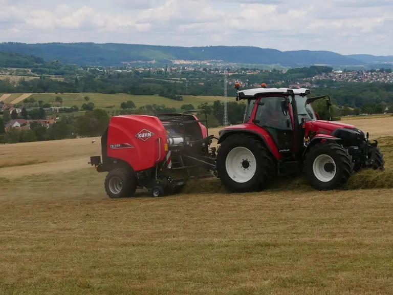 presse à balles rondes Kuhn FB 3125