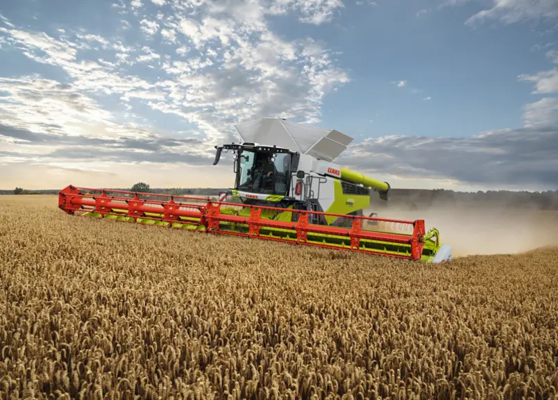 <em class="placeholder">Moissonneuse-batteuse Claas Lexion 8700 au travail </em>