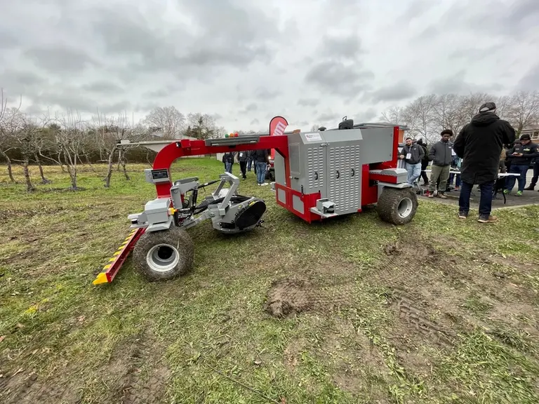 <em class="placeholder">Robot RoboCut360 de Léger SAS</em>