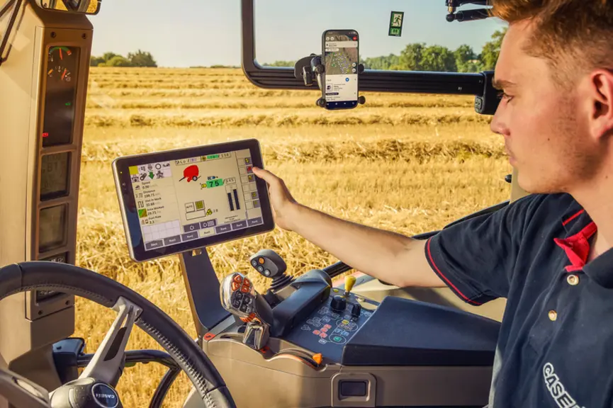 <em class="placeholder">Écran Isobus Case IH</em>