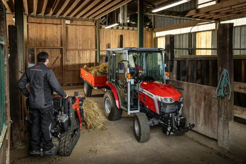 <em class="placeholder">Tracteurs compacts Massey Ferguson MF 1M</em>