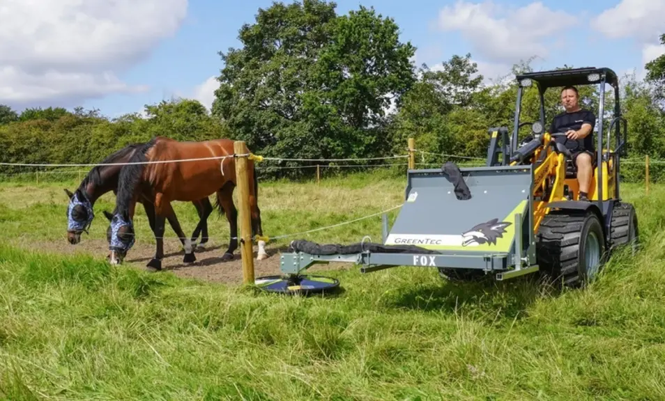<em class="placeholder">Broyeur sous clôture Greentec</em>