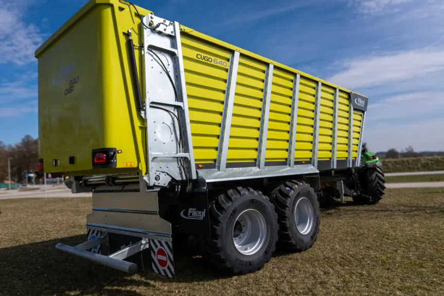 <em class="placeholder">Remorque de transport d'ensilage HTW Cugo 640 de Fliegl</em>
