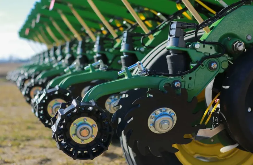 <em class="placeholder">Semoir monograine Precision Planting</em>