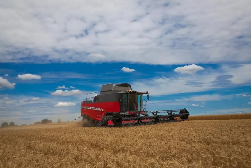 <em class="placeholder">Moissonneuse-batteuse conventionnelle Massey Ferguson à six secoueurs </em>