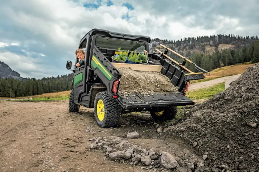 <em class="placeholder">SSV John Deere Gator</em>