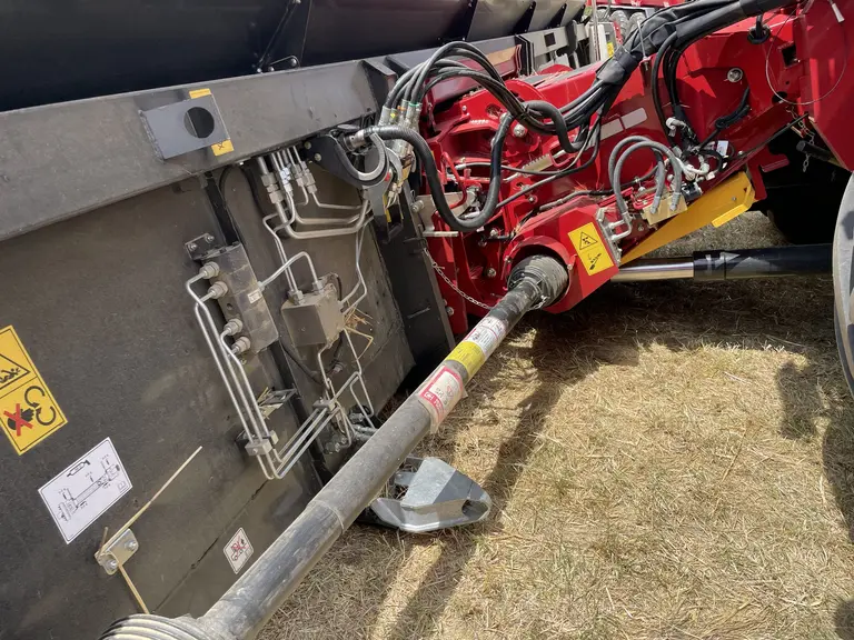 Entraînement de la barre de coupe VariCut G500 V de Case IH