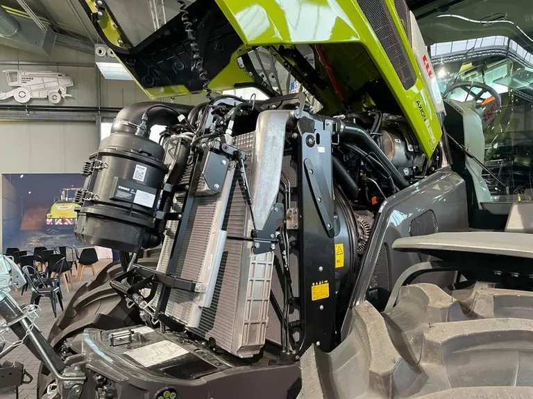 <em class="placeholder">Moteur FPT Claas Axion 8</em>