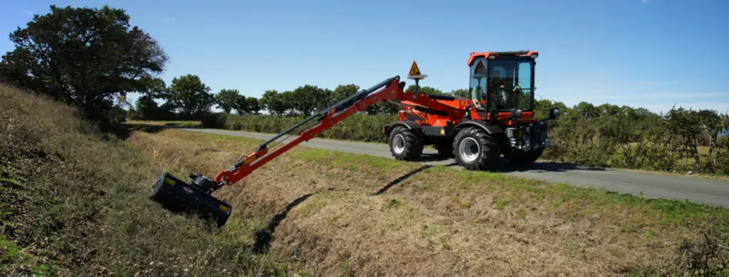 <em class="placeholder">Automoteur de débroussaillage K-Concept de Kuhn</em>