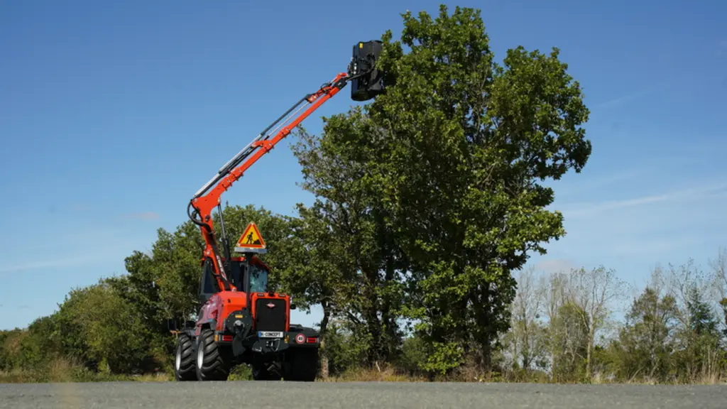 <em class="placeholder">Automoteur de débroussaillage K-Concept de Kuhn</em>
