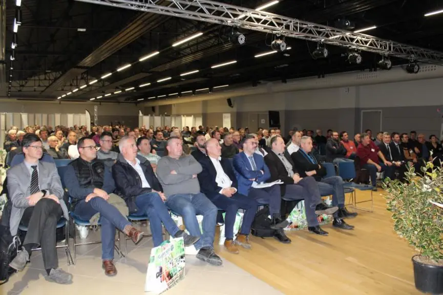 Emmanuel Ferrand, conseiller délégué de la région Aura aux fonds européens agricoles et Maire de Saint-Pourçain sur Sioule, Patrice Bonnin, Président