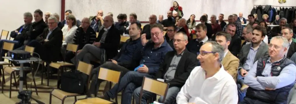 L’assemblée composée des coopérateurs et des partenaires de SICA BB.