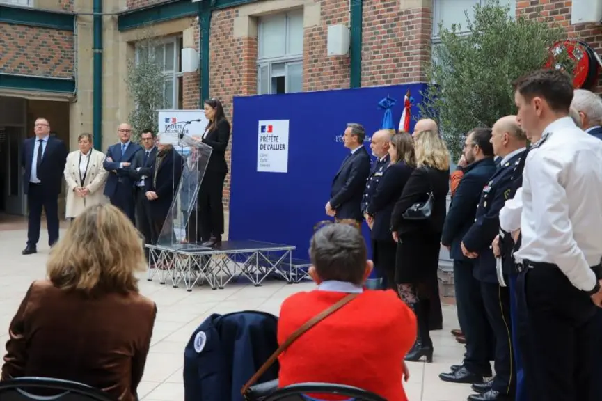 Vendredi 17 février, en préfecture de l’Allier, une réception de départ en l’honneur de Valérie Hatsch, ancienne préfète de l’Allier s’est tenue en pr