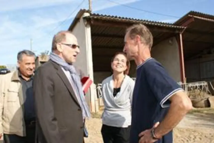 Le Préfet du Puy-de-Dôme s’est rendu sur l’exploitation du Gaec du Fromental, à l’invitation de Gérard Renard, président de la Chambre d'agriculture d