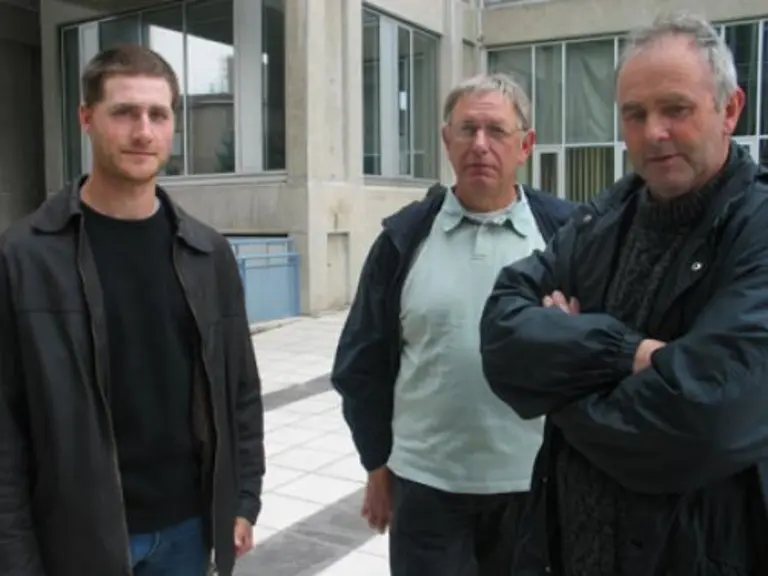 Florent Legay, producteur à Manzat, Gérard Brousse, président des producteurs de défense en Creuse et Régis Chomette, producteur à Busséol : « Nous so