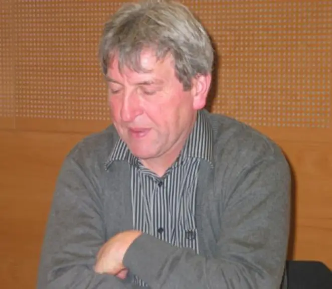 Devant l’inquiétude des adhérents de la FDCuma du Puy-de-Dôme face au vaste mouvement de régionalisation, M. Choné, secrétaire général de la FNCuma ra