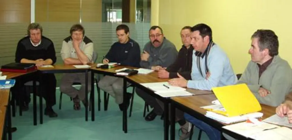 Les agriculteurs des secteurs touchés, épuisés de traiter sans résultat, se sont petit à petit démobilisés. Il s'agit de les aider et de continuer la