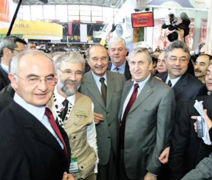 Le Président de la République a tenu à féliciter les responsables professionnels pour les initiatives prises en matière de modernisation du SIA 2007.