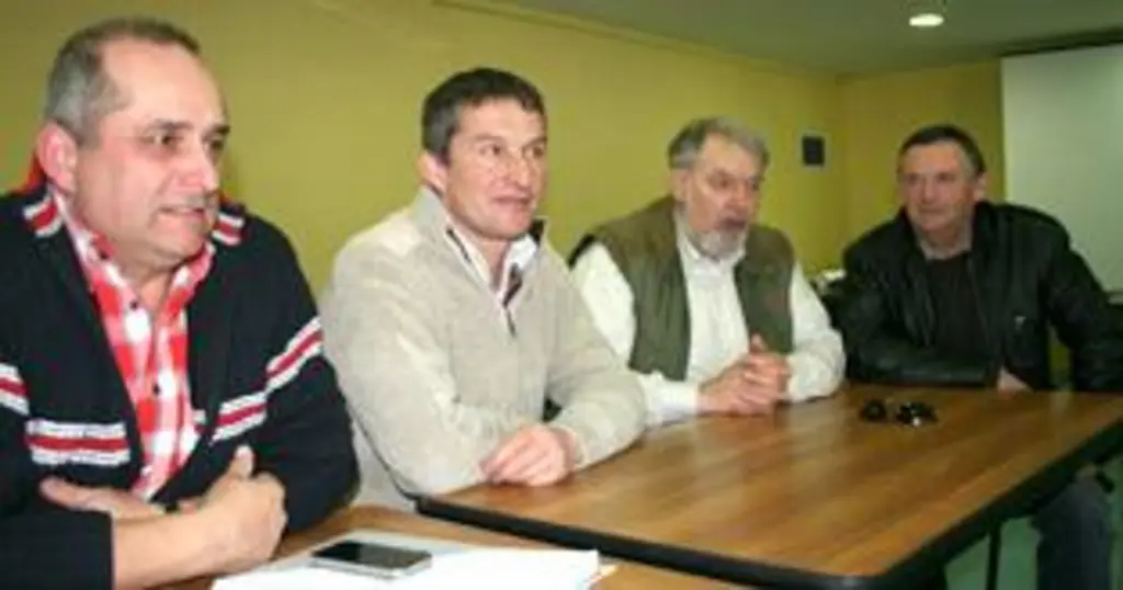 De gauche à droite : Patrice Grand, président EDT Auvergne et Puy-de-Dôme, Philippe Monplot, président EDT Haute-Loire, Gilles Bonnefous, président ED