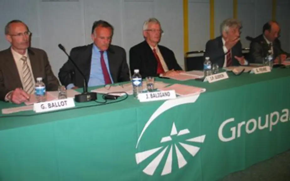 Guy Ballot, vice-président de la fédération départementale, Jean Baligand, Jean Paul Guérin, Gérard Fevre et Jean Boy, vice président de la fédération