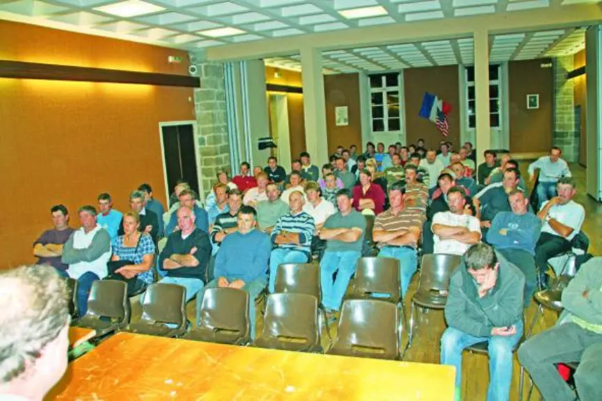 Une centaine d’adhérents FDSEA/JA à Langeac.