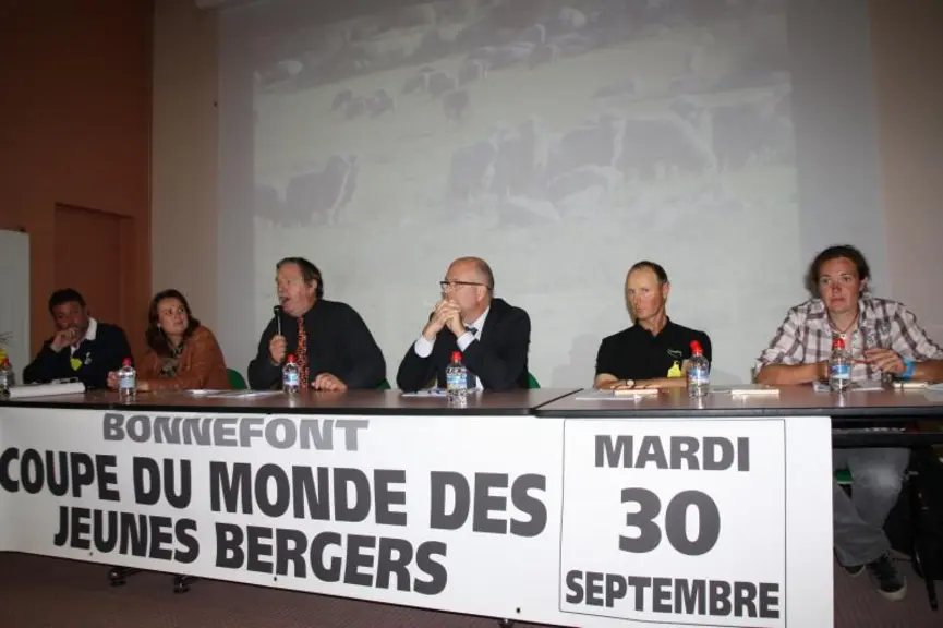 La conférence a permis d'échanger sur les stratégies choisies par les différents pays producteurs d'ovins pour relever le défi du renouvellement des g
