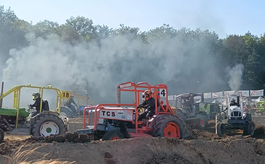 La finale nationale de Tracto Cross s'est déroulée dans l'Allier.
