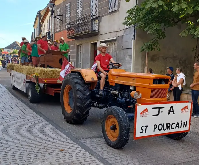 char fleuri durant la cavalcade