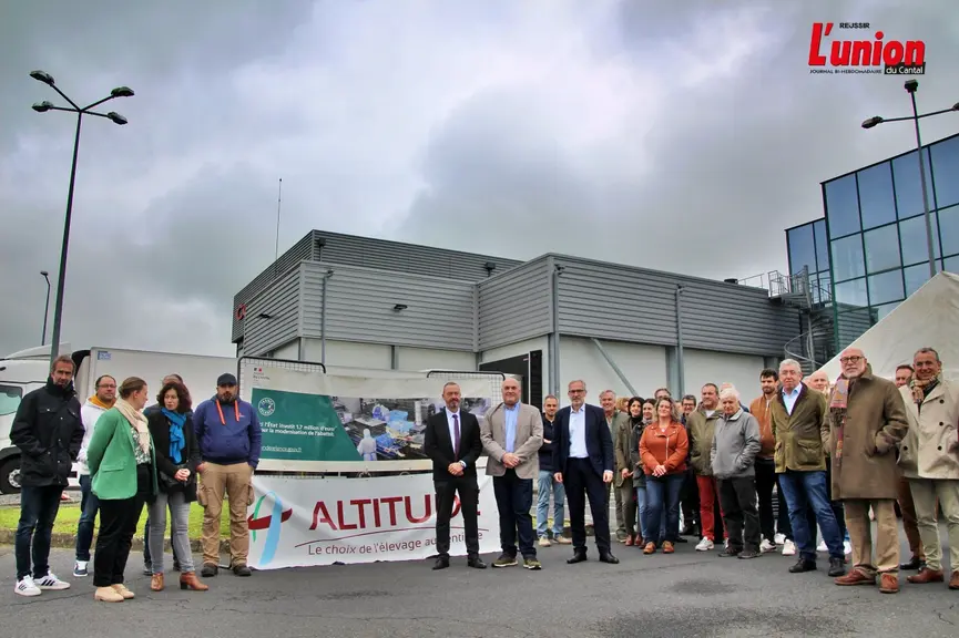 Inauguration de l'atelier piécés du groupe Altitude. 