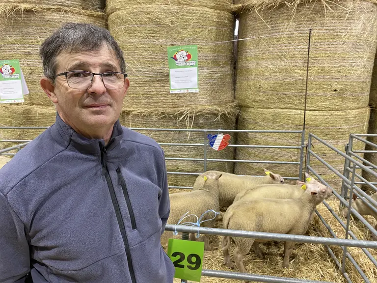 Patrice Assimon, éleveur ovin à Châteaumeillant dans le Cher
