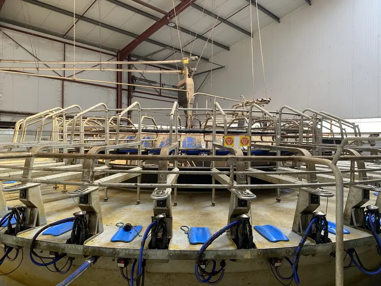 système de traite ROTO E100 DeLaval