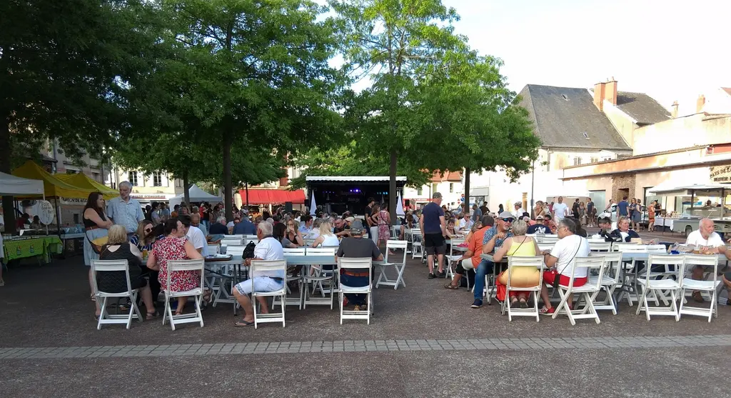Marché des Producteur de Pays de Lapalisse