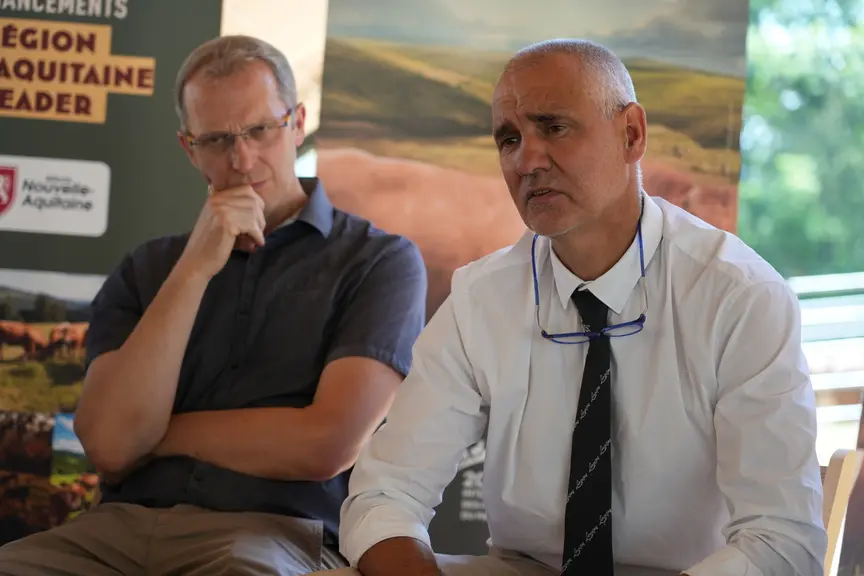 Olivier Lasternas (au premier plan), président du Herd-Book Limousin a détaillé les contours du concours national limousin.