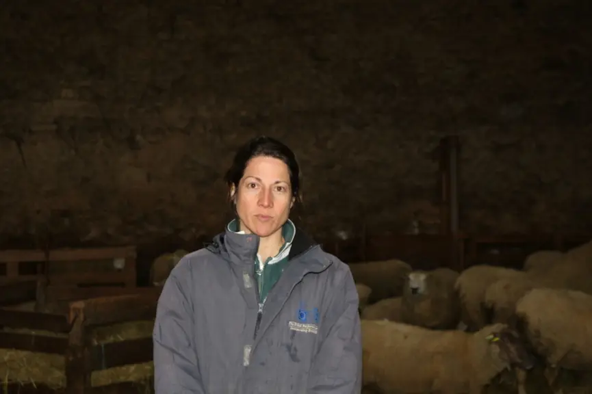 Passionnée d’équitation et d’élevage, Aude a trouvé l’équilibre en revenant sur les terres familiales après plusieurs années en Argentine. © B. Morel