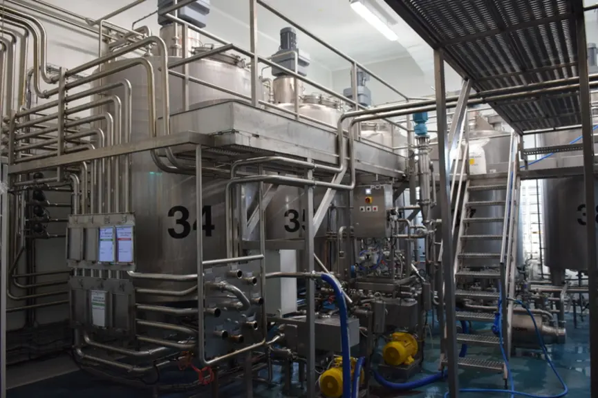 Le groupe Sill a investi neuf millions d’euros sur quatre ans pour s’agrandir et rénover son usine qui fabrique les yaourts et caillé au lait de brebi