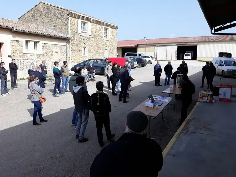 Les journées techniques ovines organisées par la chambre d'agriculture Auvergne Rhône-Alpes sont des moments d'échanges appréciés par les agriculteurs