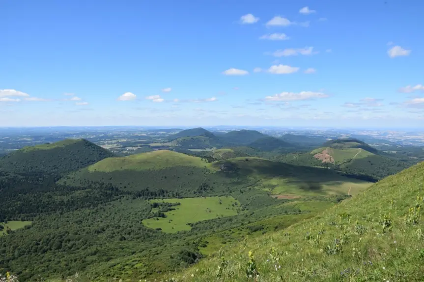 L'histoire de la Rava depuis les années 60 reflète la a modernisation de l'élevage ovin en Auvergne sur ce demi-siècle dernier.